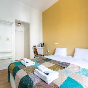 https://vibrant-room-with-private-parking-best-location.brusselshotelsbook.com