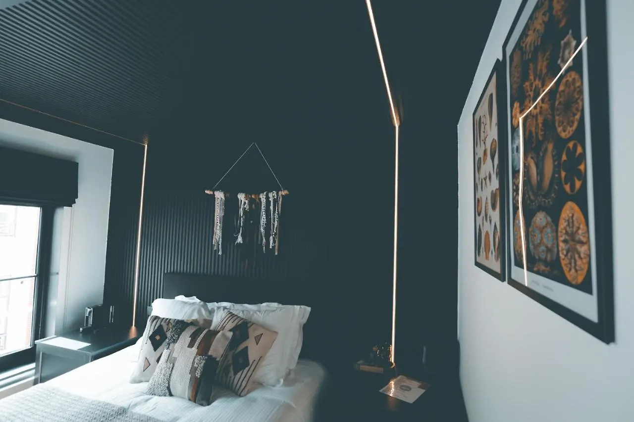 Nocturne Apartment Bruges Homestay