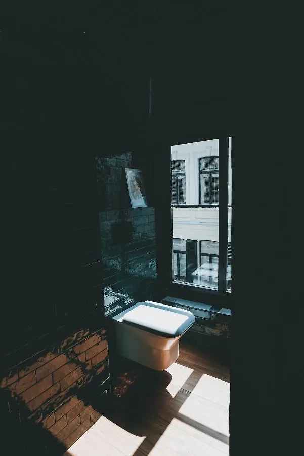 Nocturne Apartment Bruges Homestay